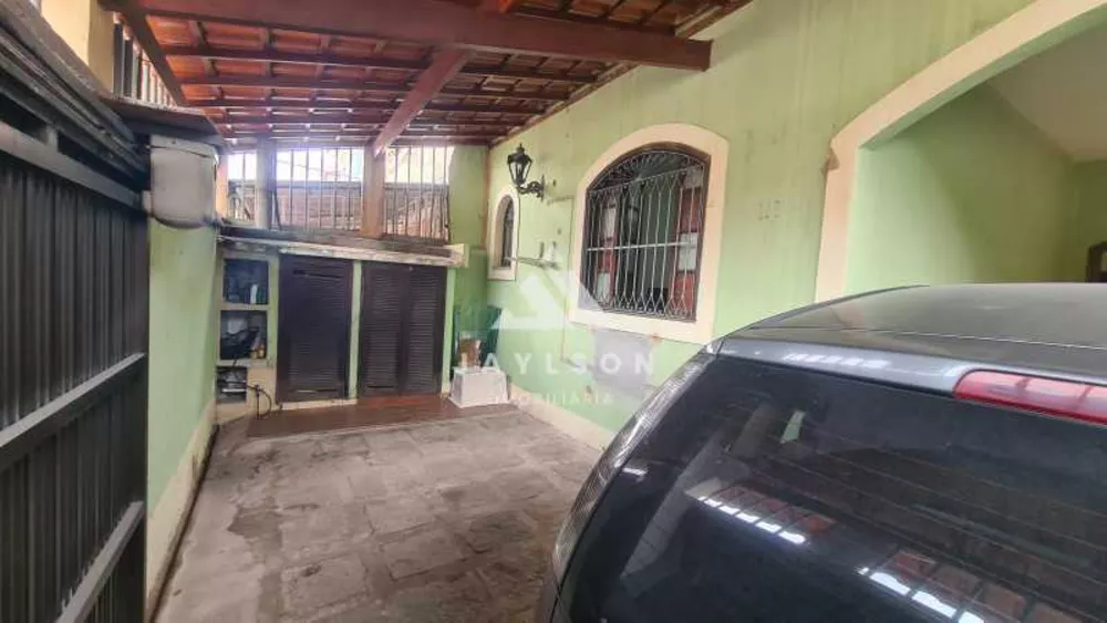 Casa, 2 quartos, 256 m² - Foto 1