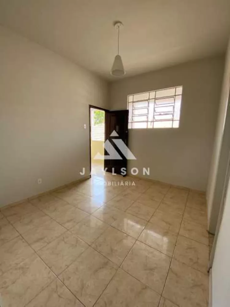 Apartamento à venda com 2 quartos, 55m² - Foto 4