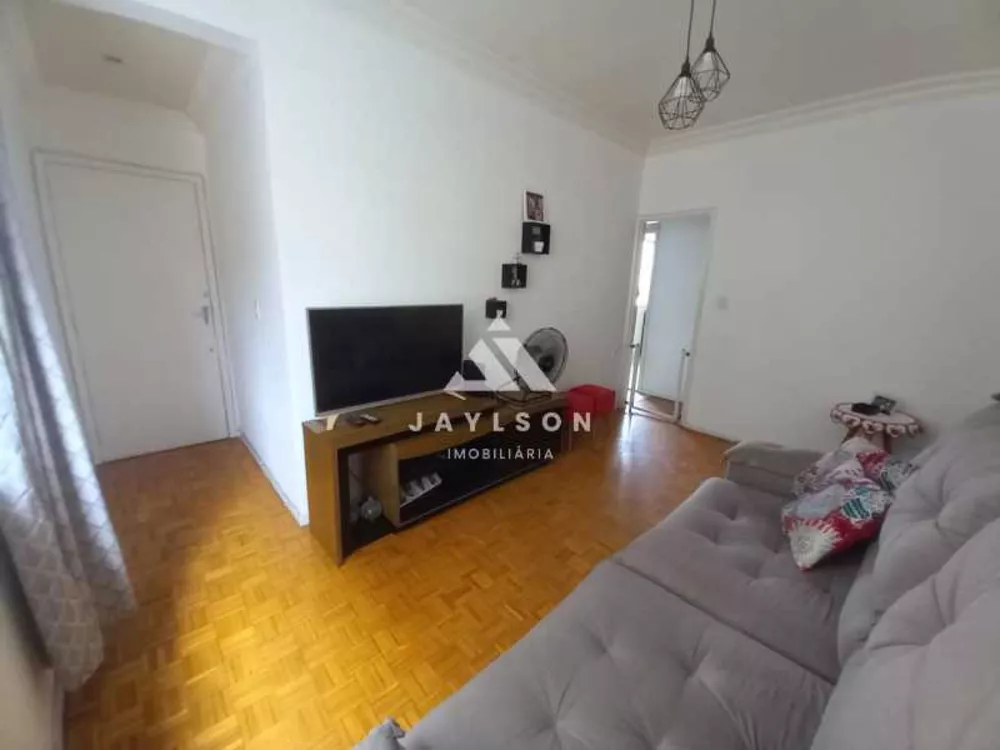 Apartamento à venda com 2 quartos, 72m² - Foto 3