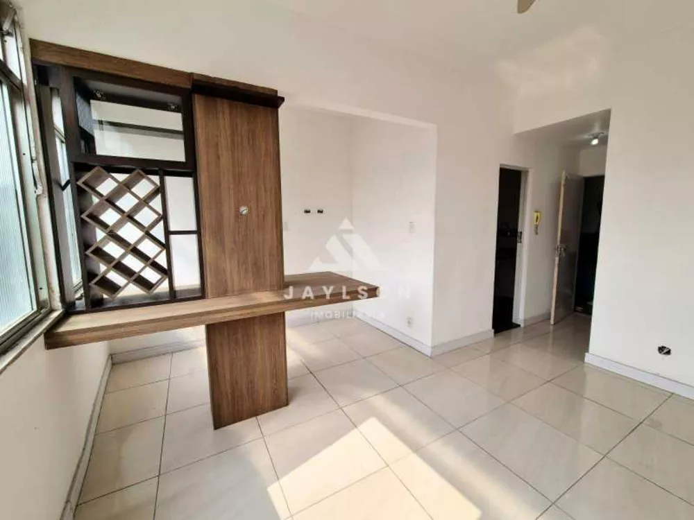 Apartamento à venda com 2 quartos, 58m² - Foto 2