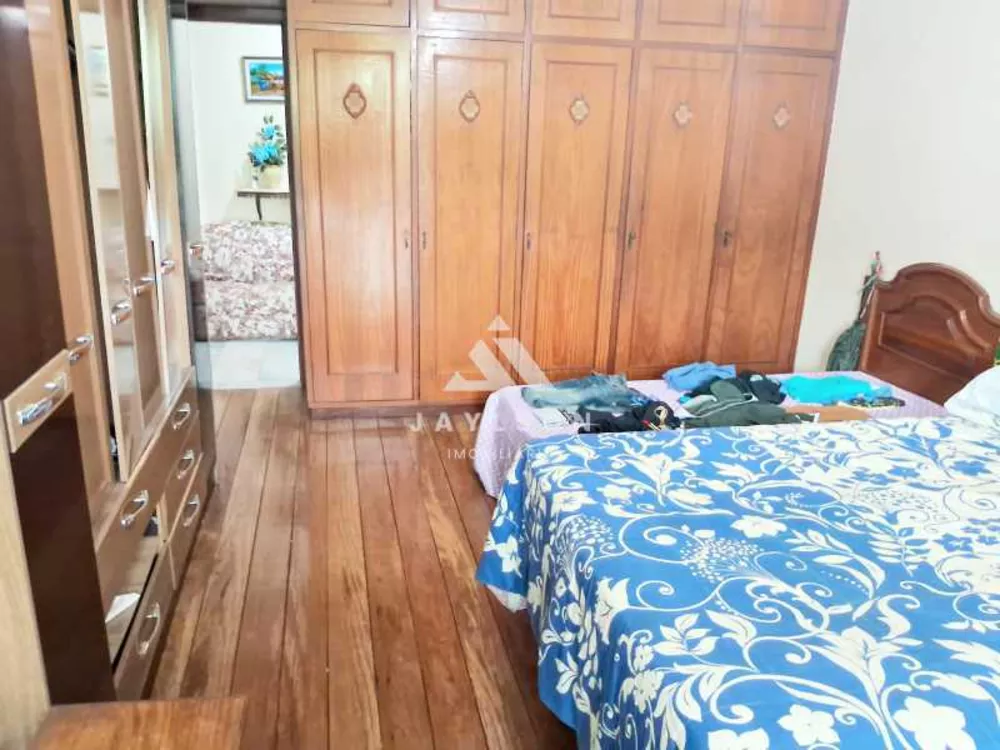 Casa, 4 quartos, 241 m² - Foto 2