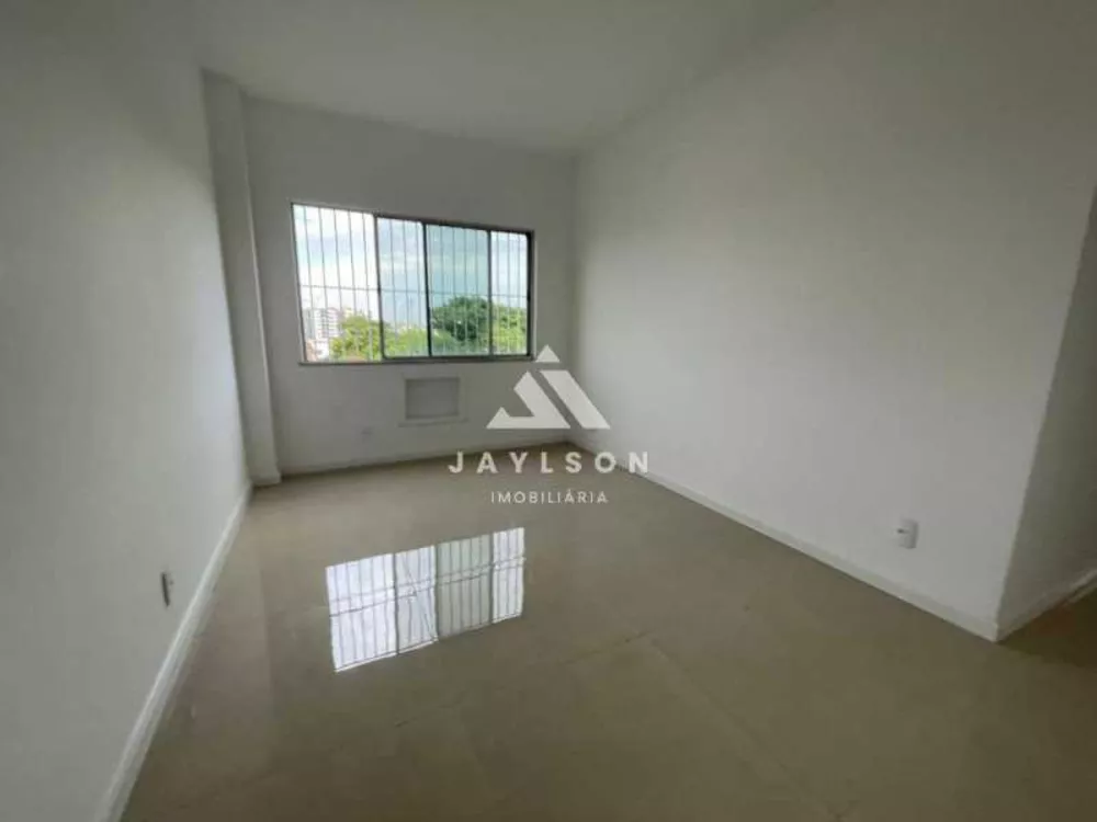 Apartamento à venda com 2 quartos, 71m² - Foto 3