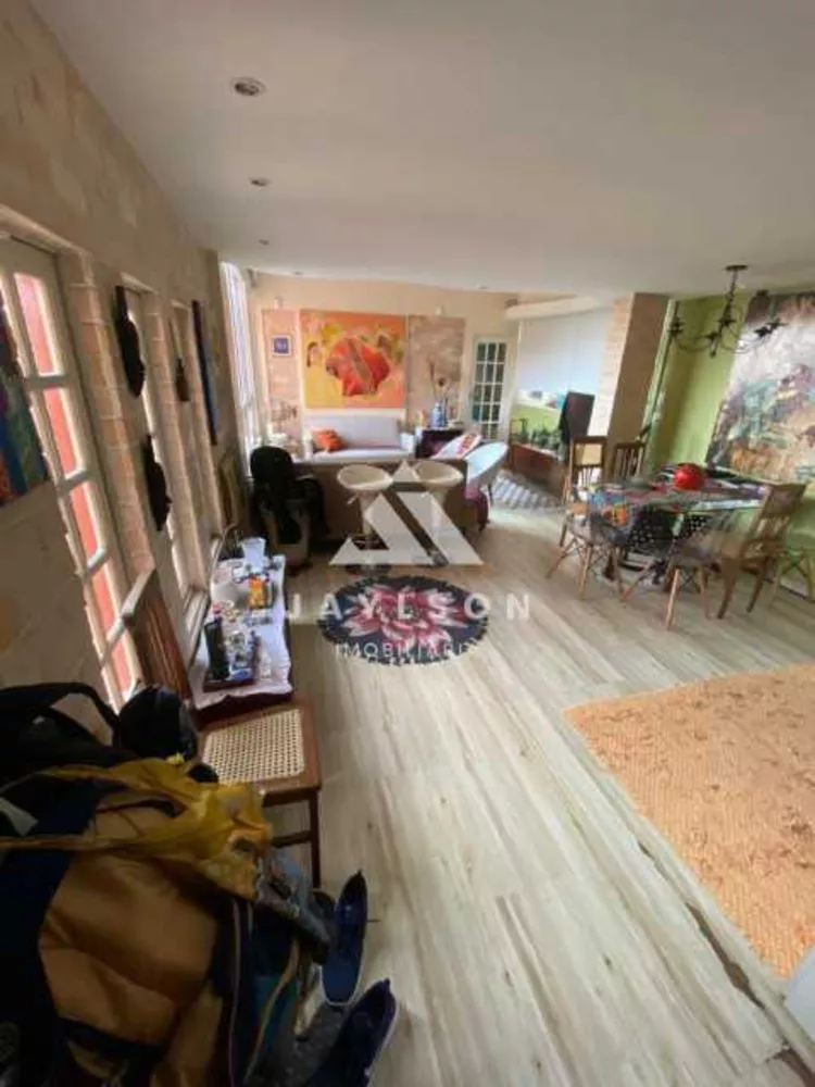 Apartamento à venda com 2 quartos, 68m² - Foto 4