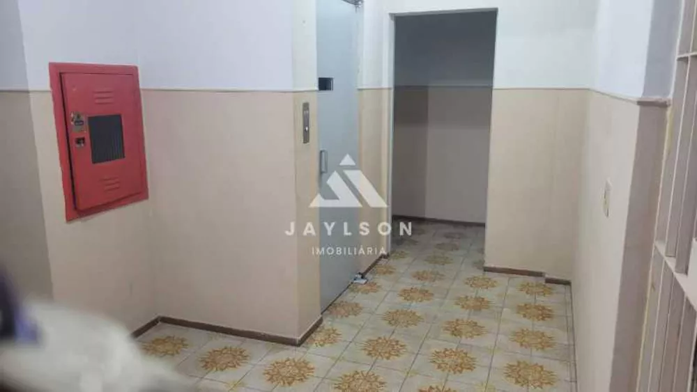 Apartamento à venda com 2 quartos, 82m² - Foto 11