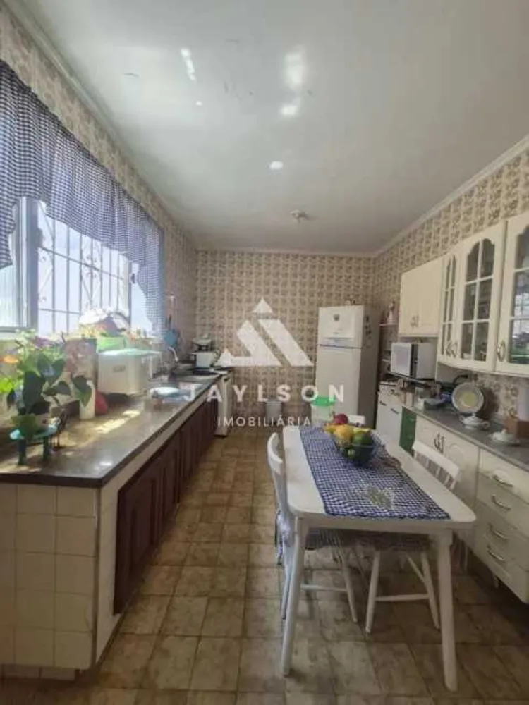 Casa, 3 quartos, 247 m² - Foto 26
