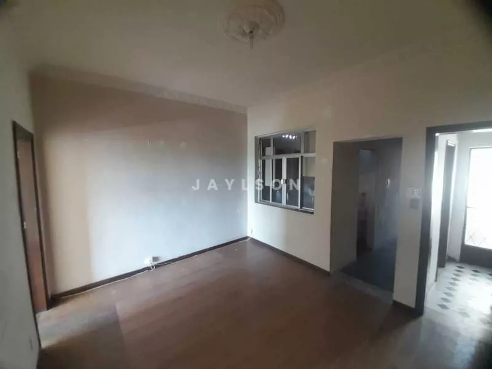 Apartamento à venda com 2 quartos, 75m² - Foto 3