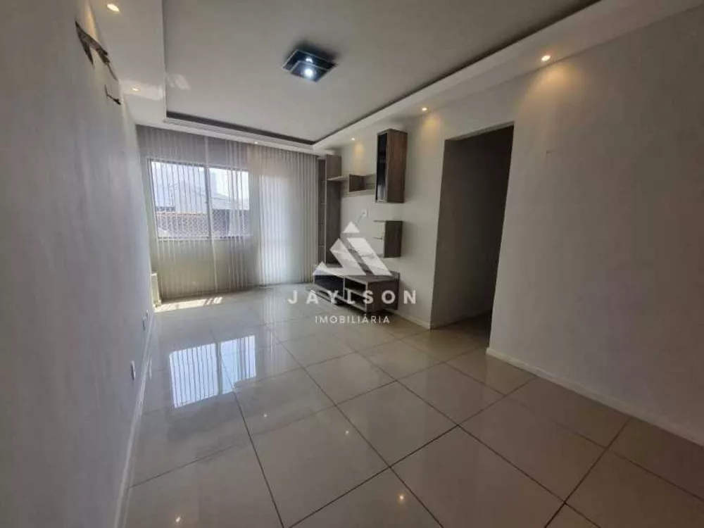 Apartamento à venda com 3 quartos, 86m² - Foto 2