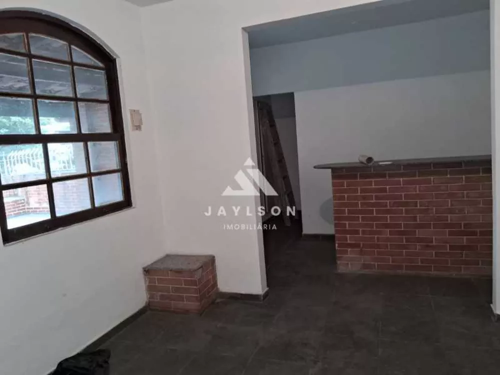 Casa, 4 quartos, 327 m² - Foto 2