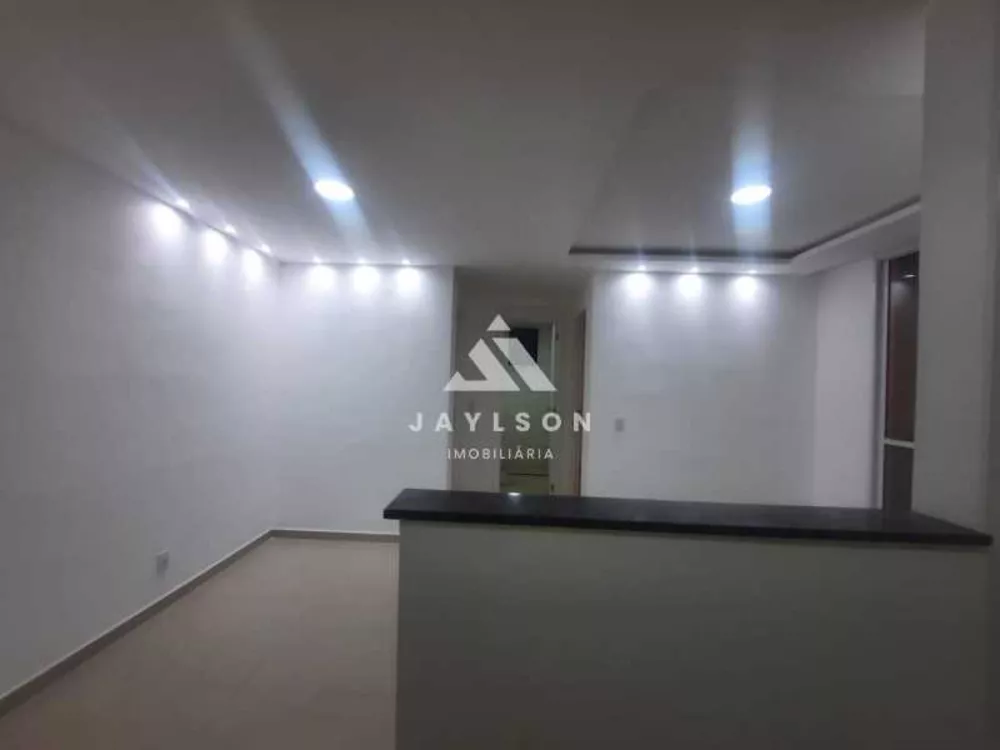 Apartamento à venda com 2 quartos, 71m² - Foto 4