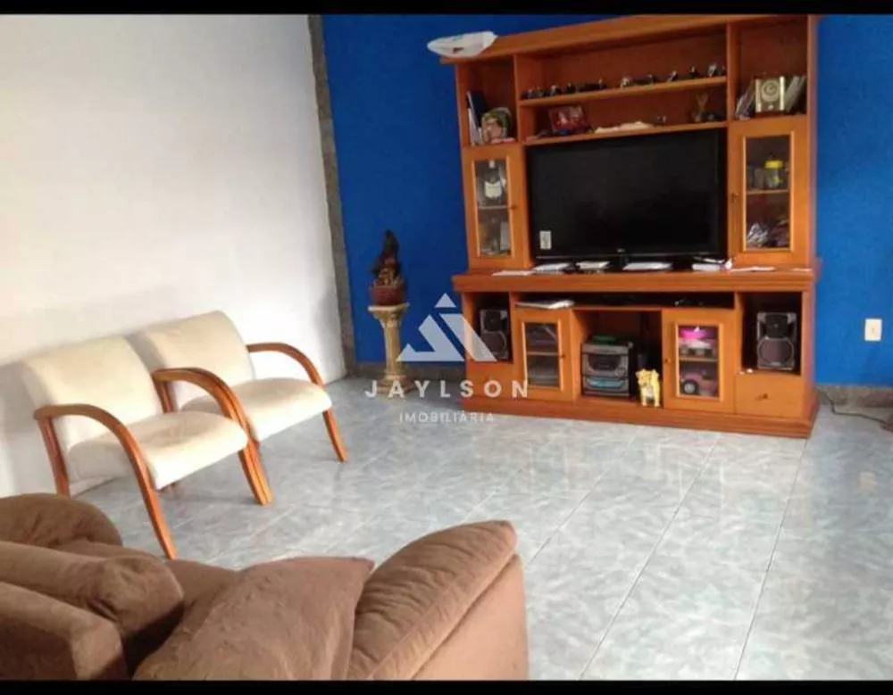 Casa de Vila à venda com 3 quartos, 301m² - Foto 1