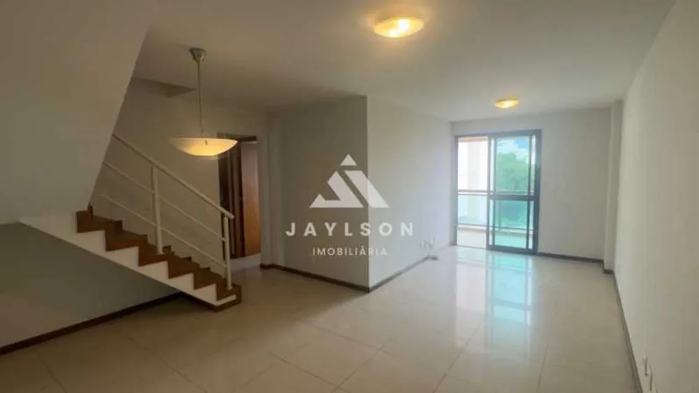 Cobertura, 3 quartos, 210 m² - Foto 2