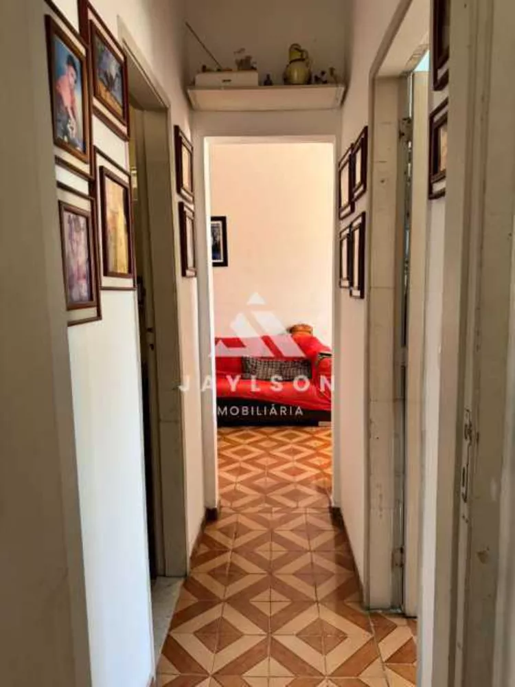 Apartamento à venda com 2 quartos, 70m² - Foto 4