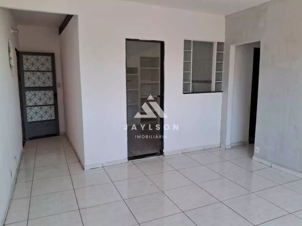 Apartamento à venda com 3 quartos, 90m² - Foto 2