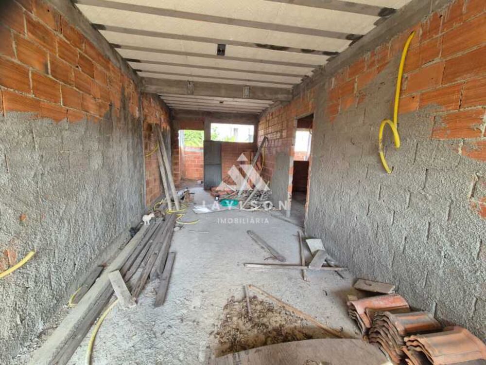 Casa à venda com 2 quartos, 54m² - Foto 18