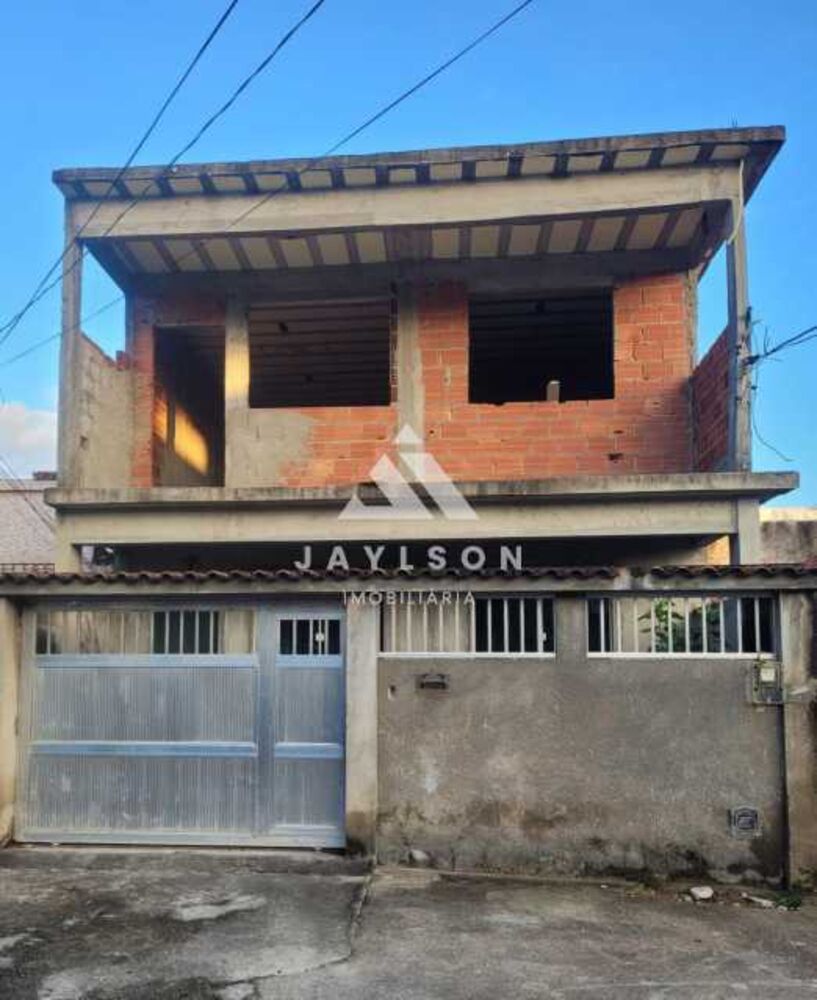 Casa à venda com 2 quartos, 54m² - Foto 1