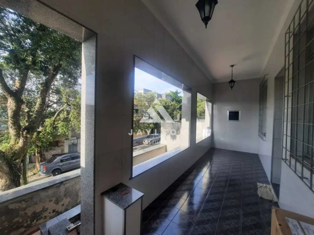 Casa, 3 quartos, 203 m² - Foto 1