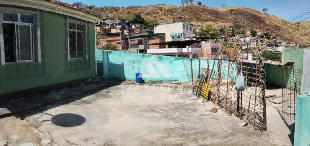 Casa, 6 quartos, 149 m² - Foto 1