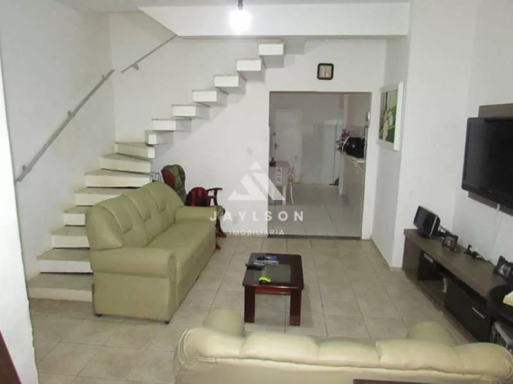 Casa de Vila à venda com 2 quartos, 93m² - Foto 4