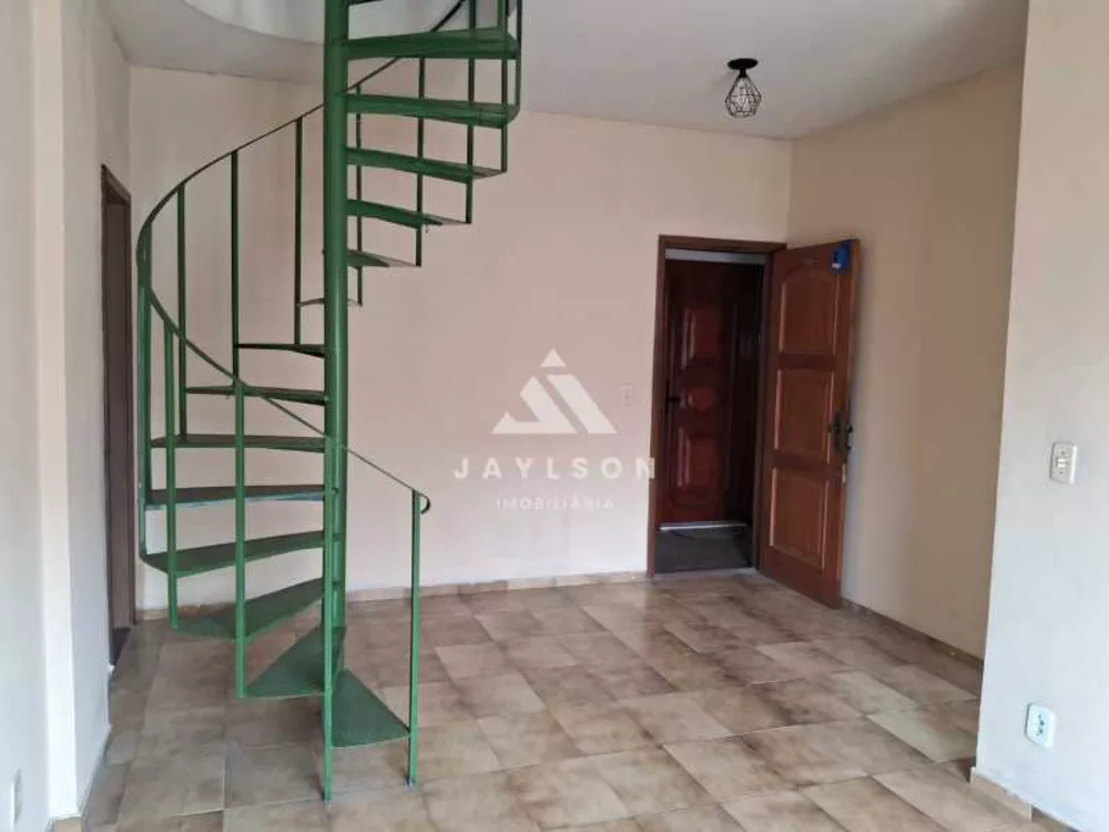 Cobertura à venda com 2 quartos, 106m² - Foto 4