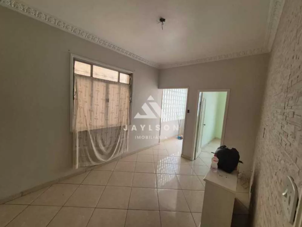 Apartamento à venda com 2 quartos, 65m² - Foto 4