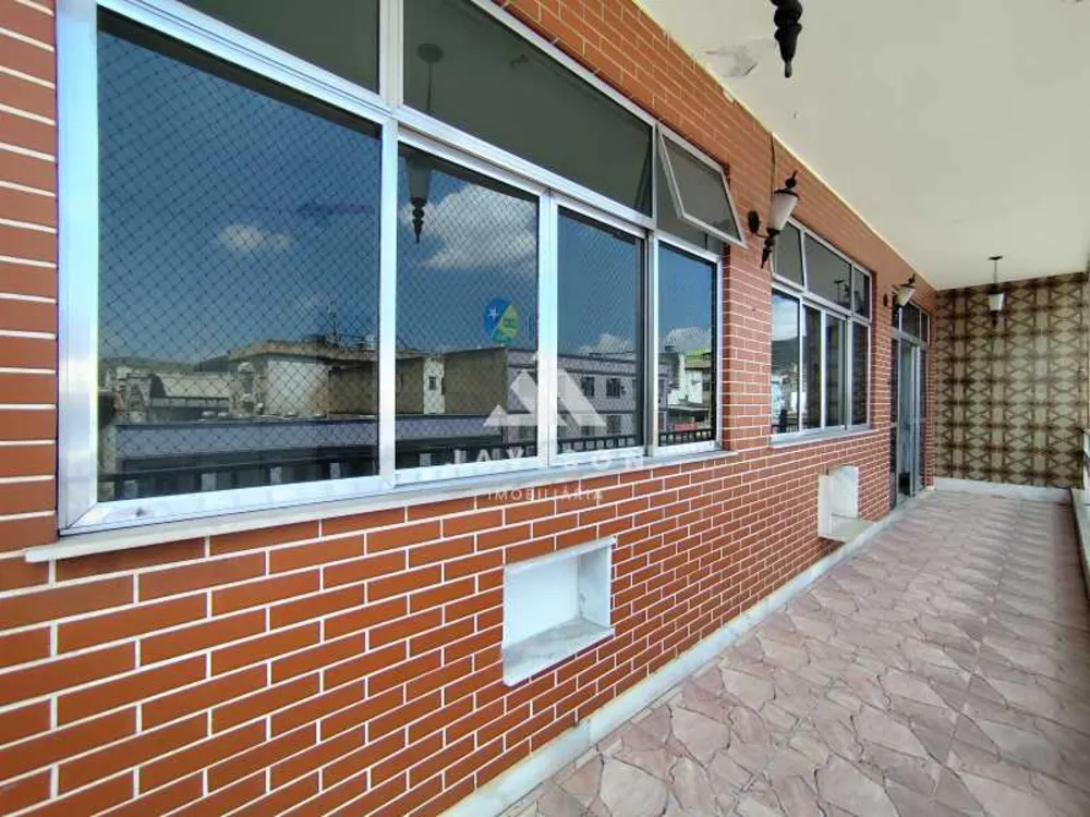 Apartamento, 3 quartos, 133 m² - Foto 2