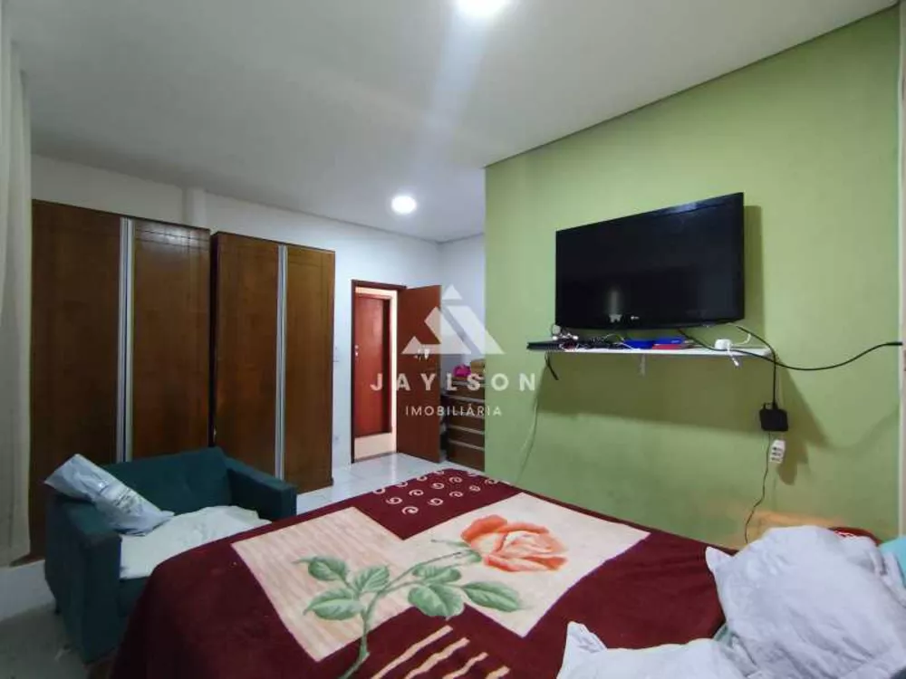 Casa, 4 quartos, 262 m² - Foto 1