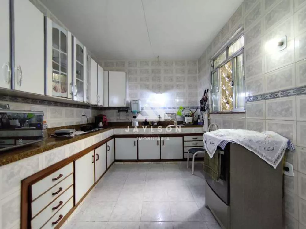 Casa, 4 quartos, 262 m² - Foto 2