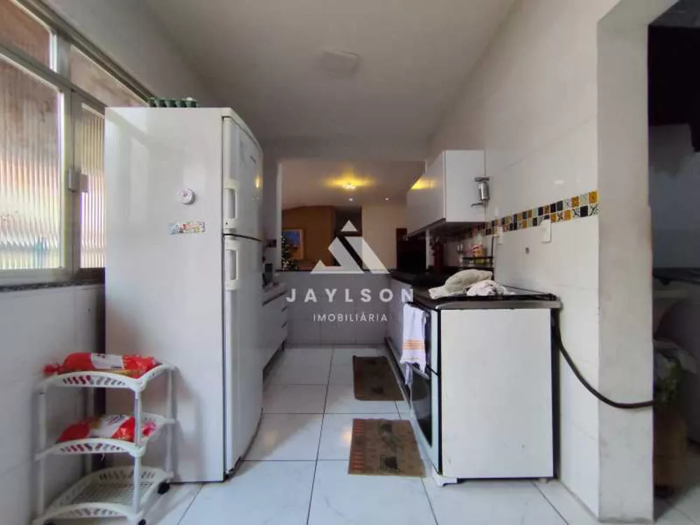 Casa, 4 quartos, 262 m² - Foto 3