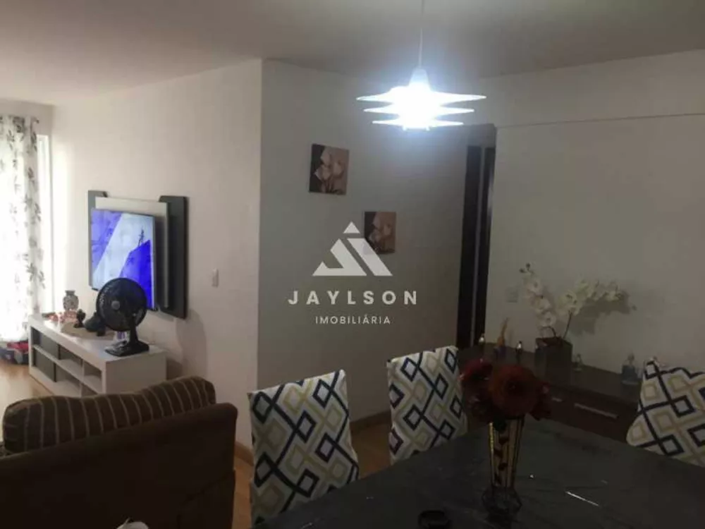 Apartamento à venda com 3 quartos, 110m² - Foto 2