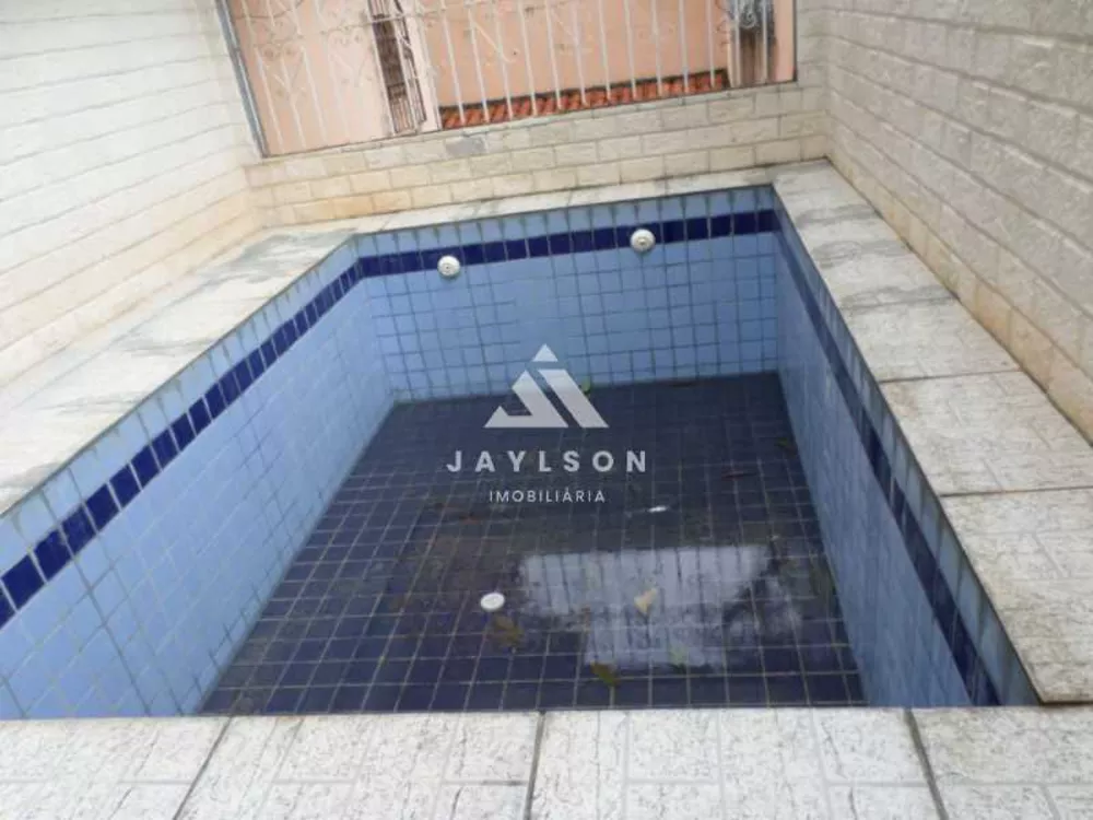 Casa, 4 quartos, 250 m² - Foto 4