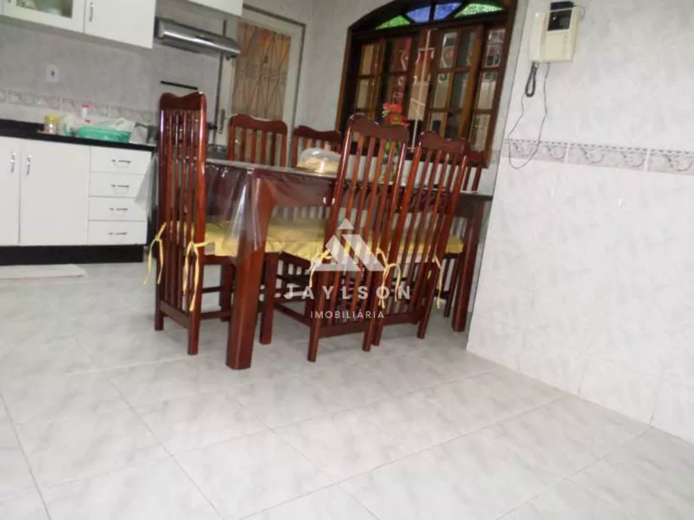 Casa, 4 quartos, 250 m² - Foto 3