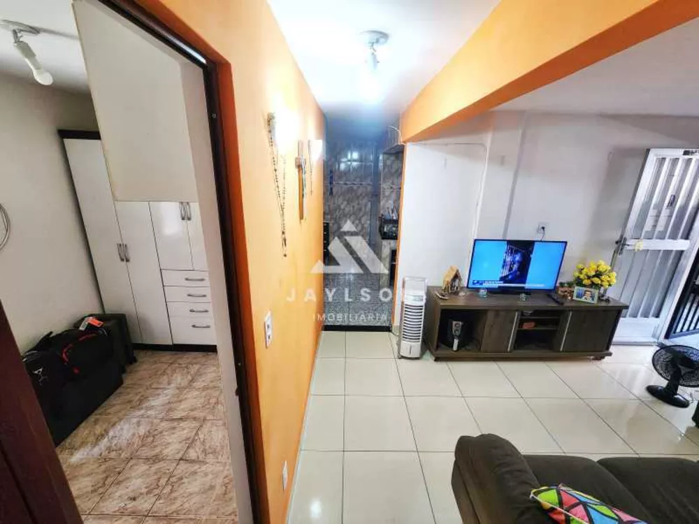 Apartamento à venda com 2 quartos, 60m² - Foto 3