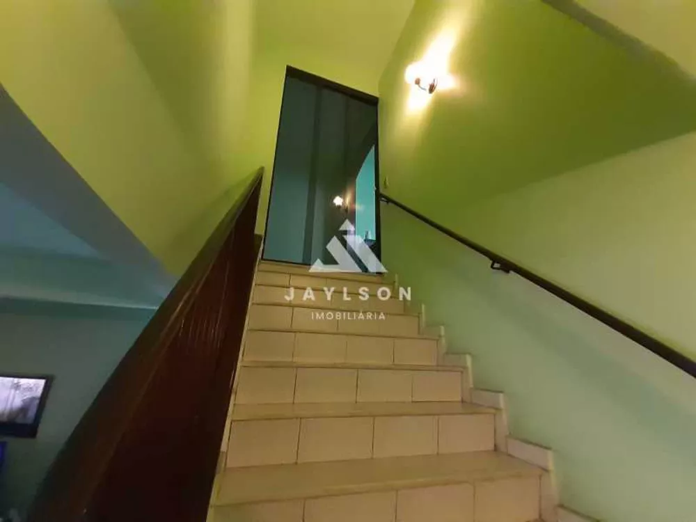 Casa, 6 quartos, 220 m² - Foto 9