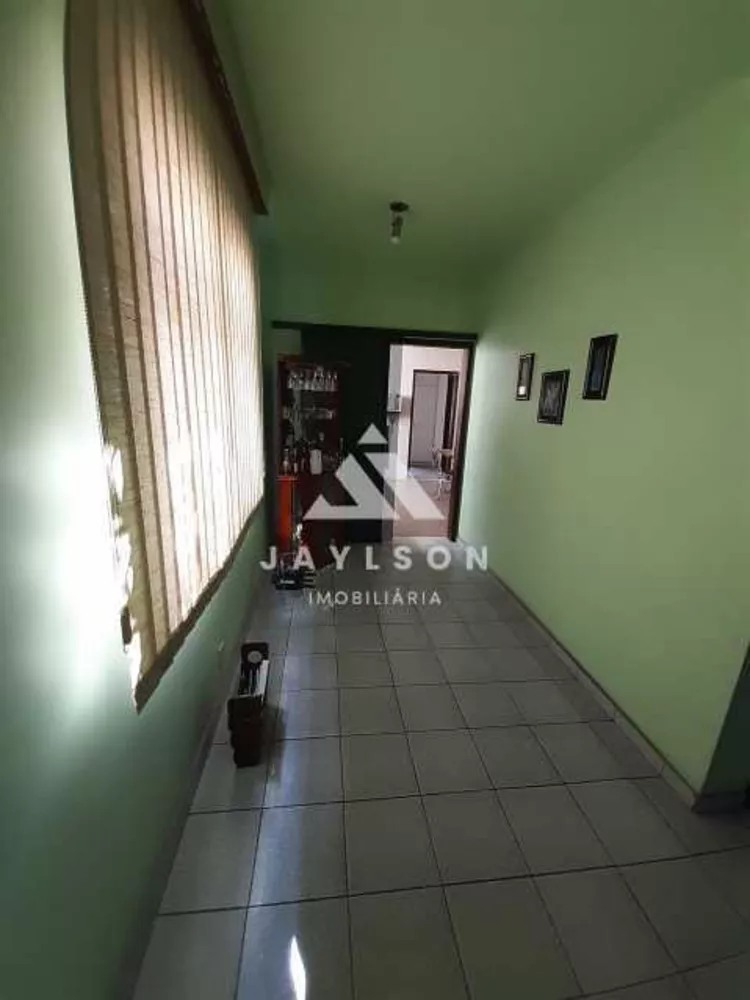 Casa, 6 quartos, 220 m² - Foto 3