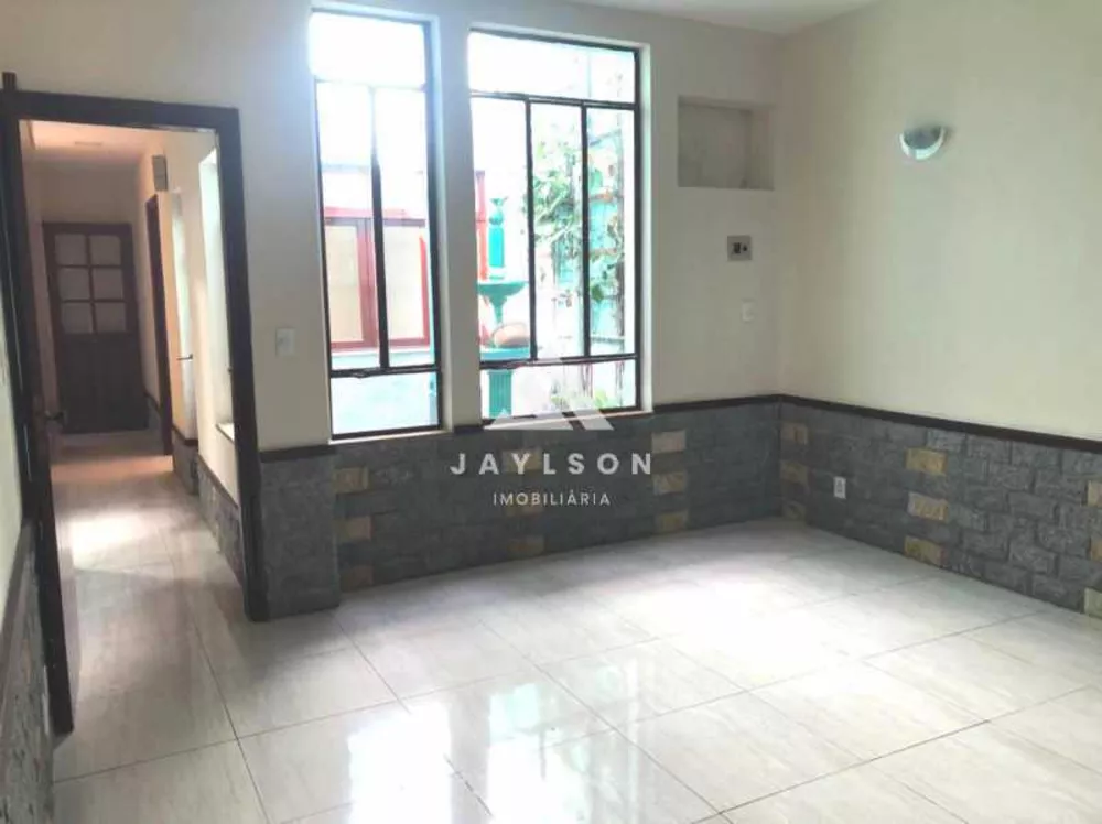 Casa, 7 quartos, 330 m² - Foto 3