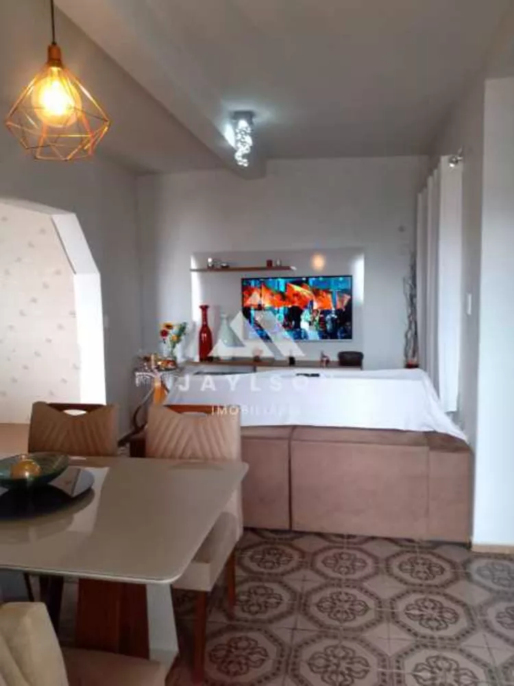 Apartamento à venda com 2 quartos, 128m² - Foto 2