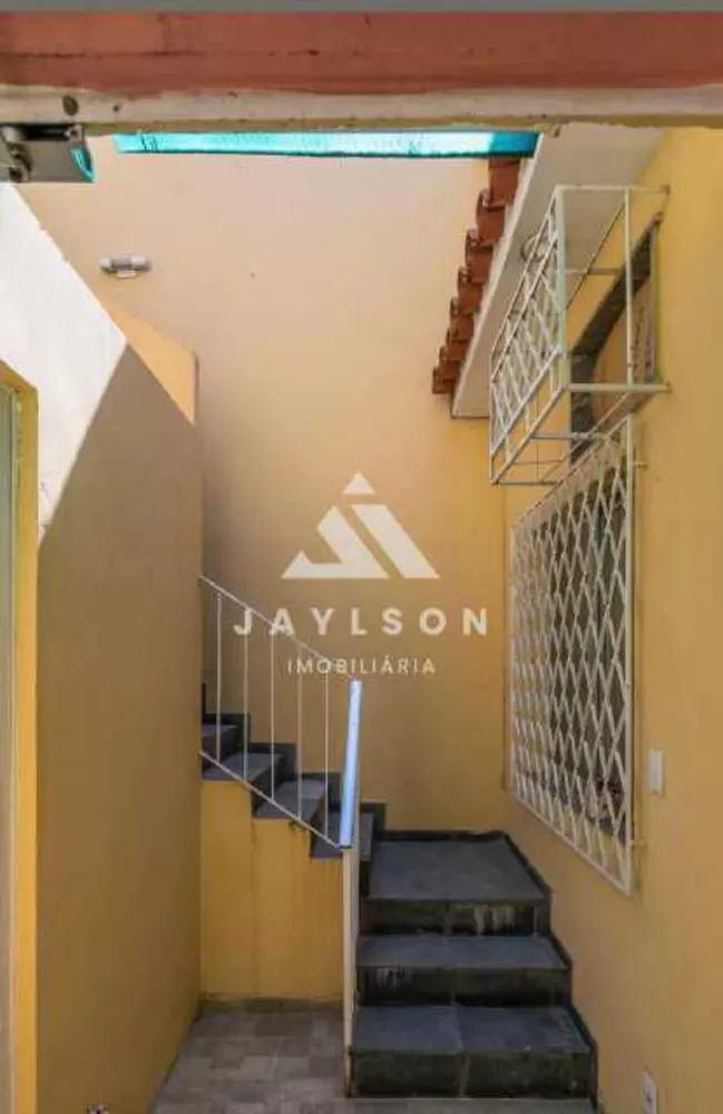 Casa, 4 quartos, 225 m² - Foto 2