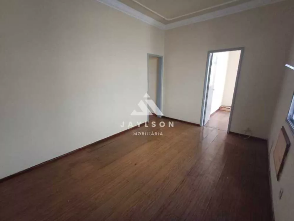 Apartamento à venda com 3 quartos, 68m² - Foto 1