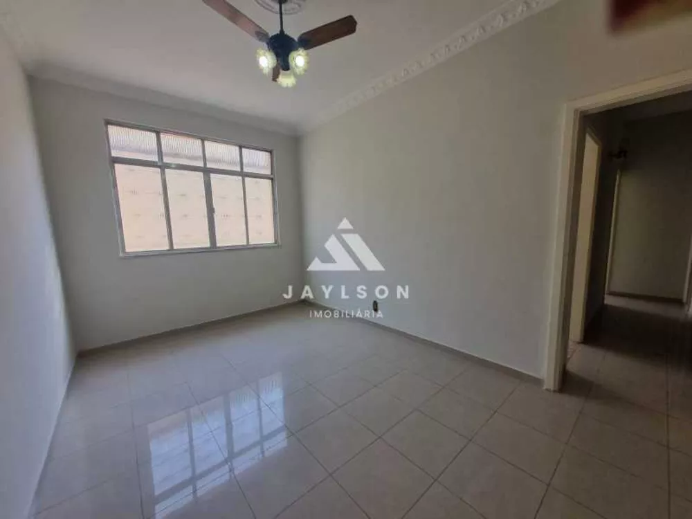 Apartamento à venda com 3 quartos, 98m² - Foto 1