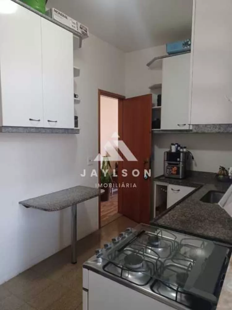 Apartamento à venda com 2 quartos, 70m² - Foto 12