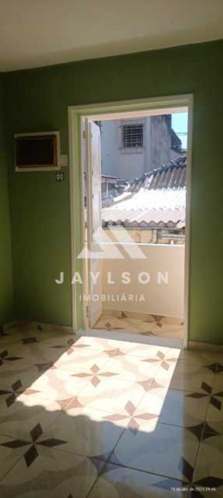 Apartamento à venda com 2 quartos, 77m² - Foto 3