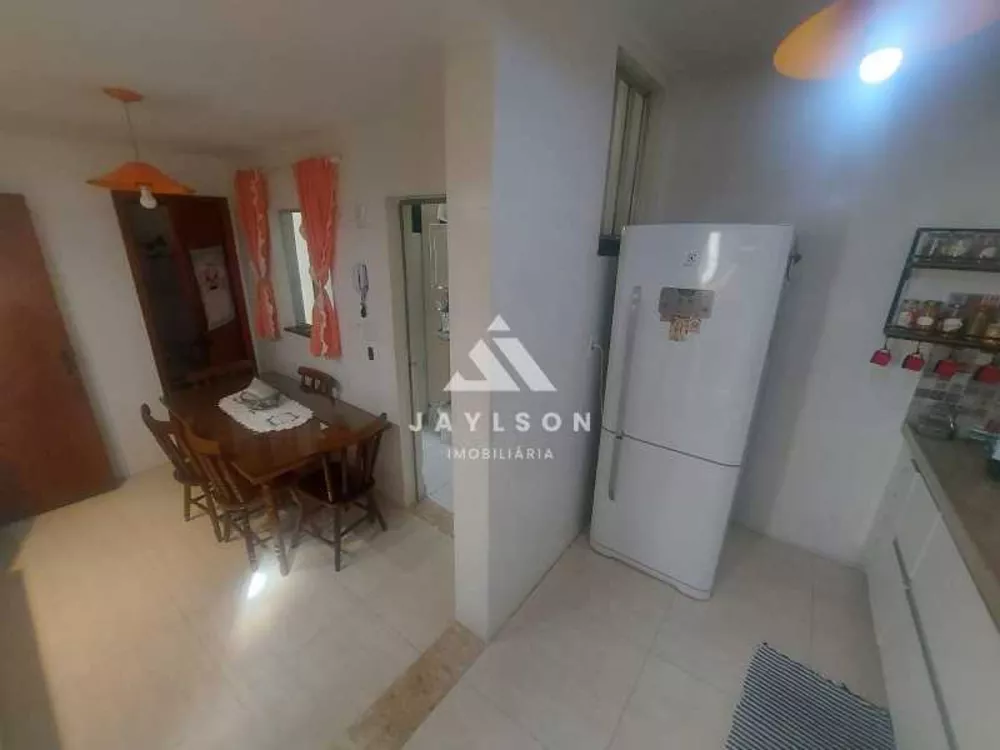 Casa de Vila à venda com 3 quartos, 186m² - Foto 5