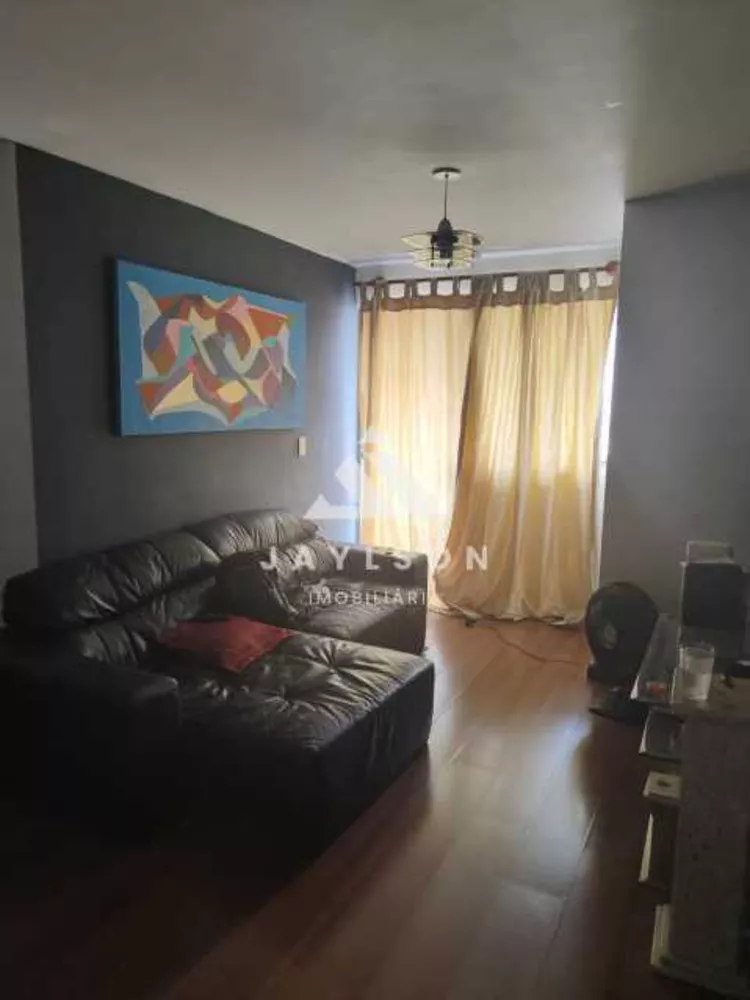 Apartamento à venda com 2 quartos, 68m² - Foto 3