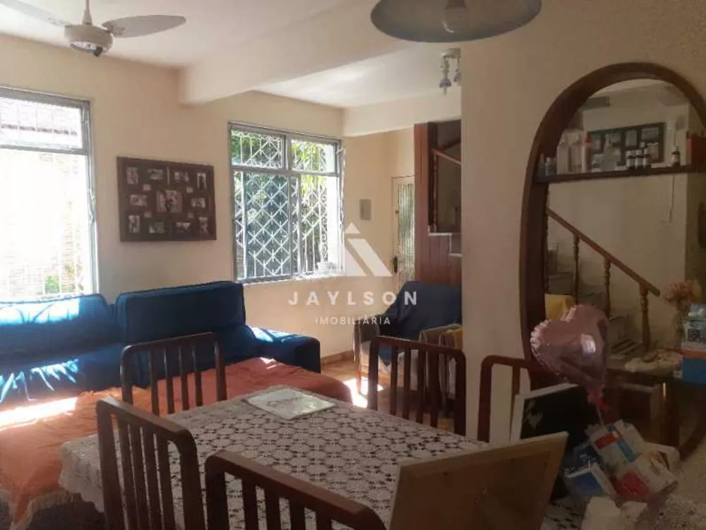 Casa de Vila à venda com 4 quartos, 80m² - Foto 3