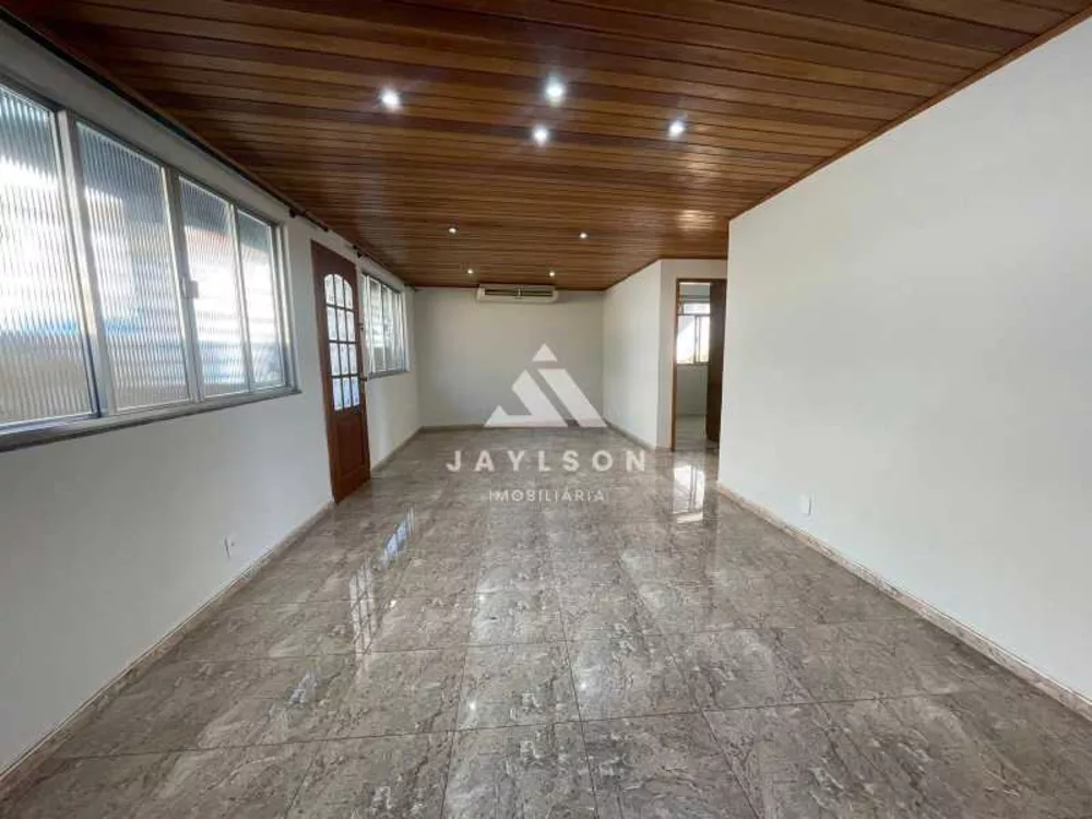 Casa de Vila à venda com 4 quartos, 131m² - Foto 4