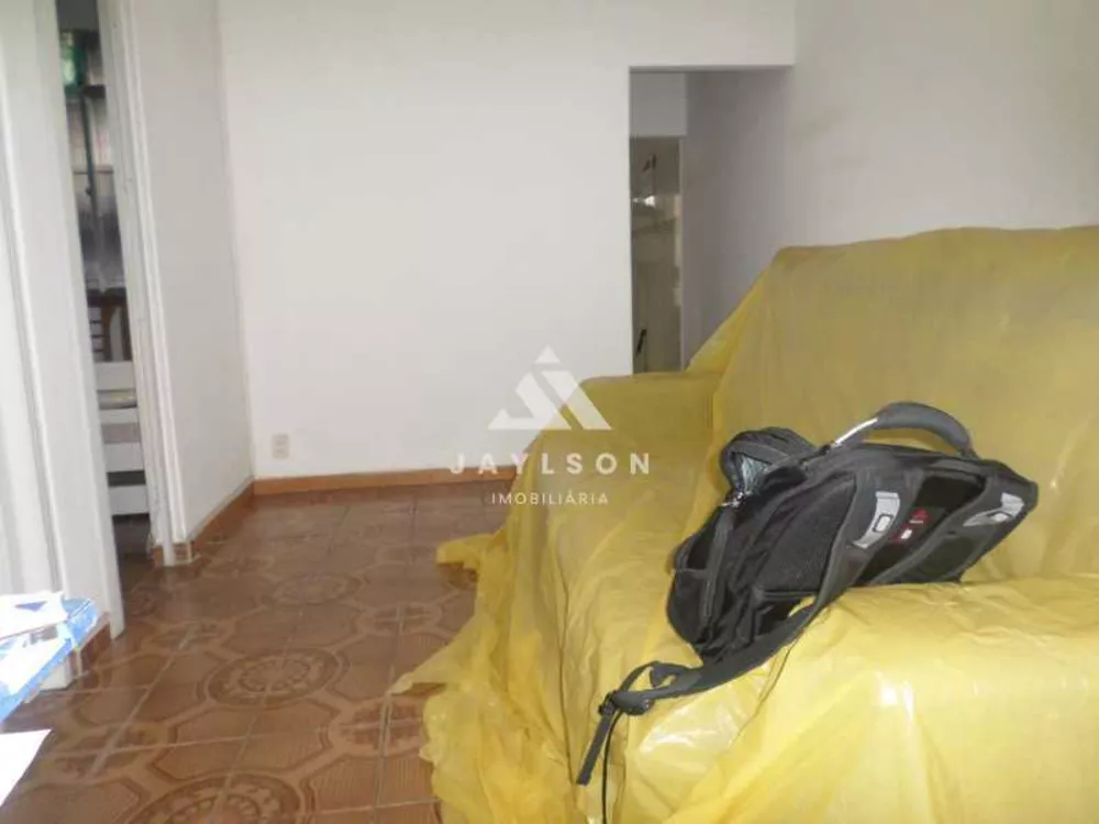 Casa de Vila à venda com 2 quartos, 90m² - Foto 2