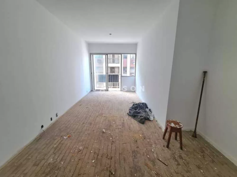 Apartamento à venda com 4 quartos, 83m² - Foto 1