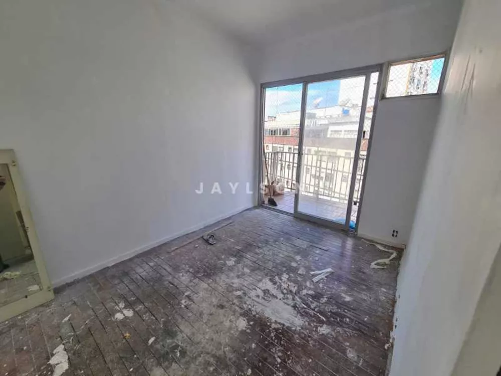 Apartamento à venda com 4 quartos, 83m² - Foto 4