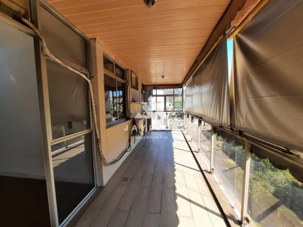 Cobertura, 4 quartos, 214 m² - Foto 2