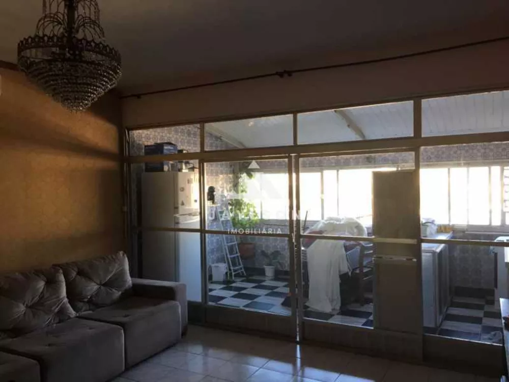 Apartamento à venda com 2 quartos, 160m² - Foto 3